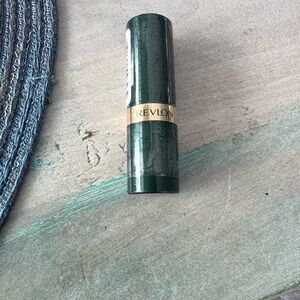 Revlon Moon Drops Lipstick in Love That Pink